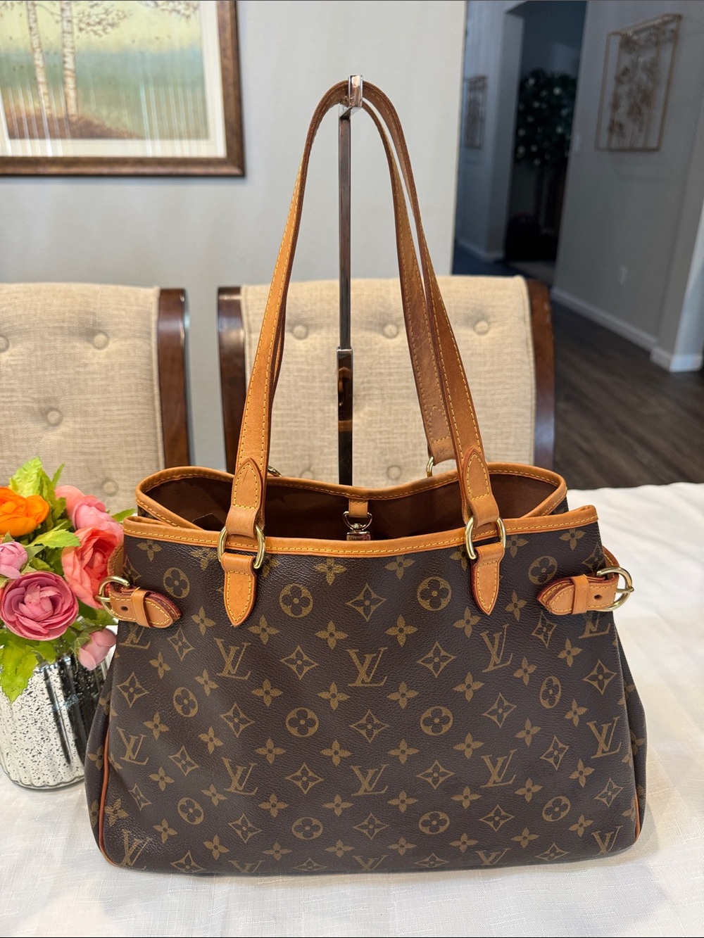 Authentic Louis Vuitton Monogram Batignolles Horizontal Shoulder Bag